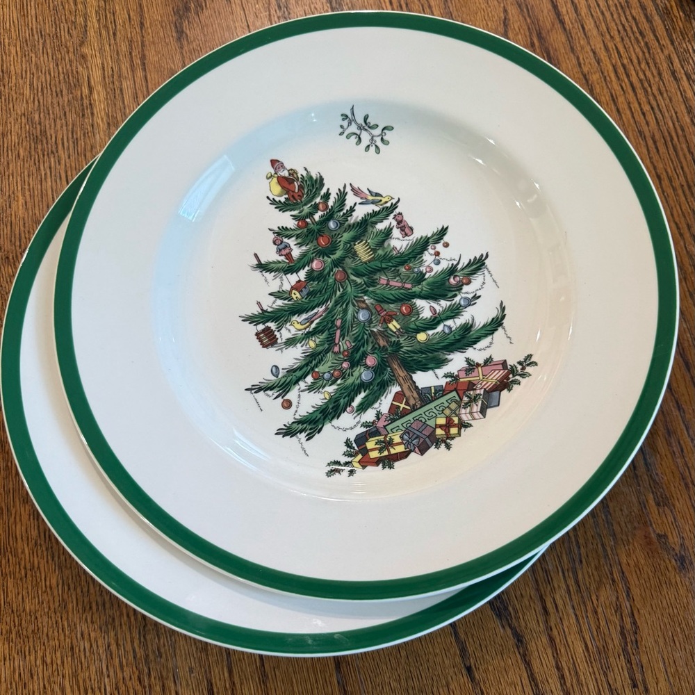 Set of Two Spode “Christmas Tree” Dinner Plates